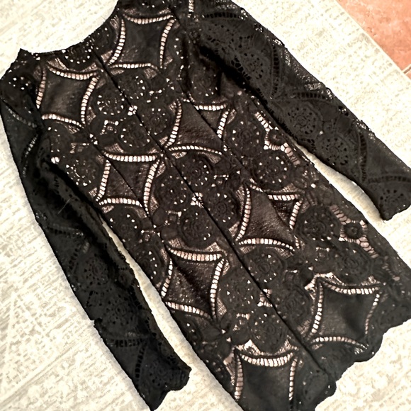 Lace black dress with nude underlay size 10UK - Picture 2 of 5